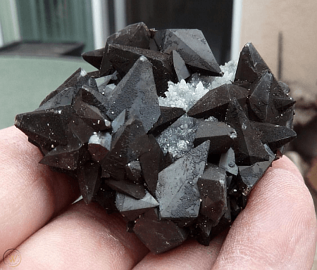 Black Calcite
